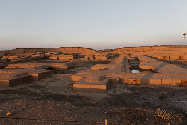 Choqâ Zanbil-Zigourat-036